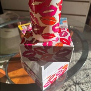 NWT scented candle bond no.9 nyc nolita